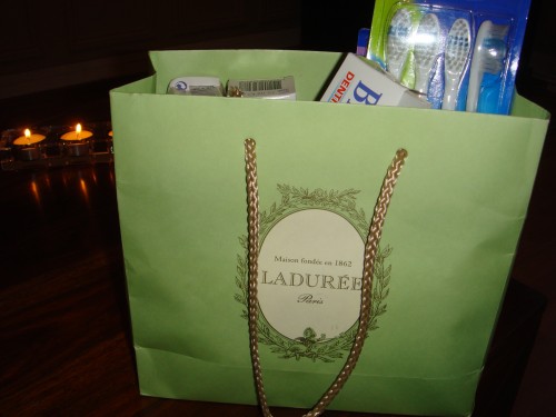 Ladurée brosses à dents.JPG