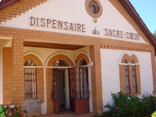 Dispensaire1.jpg