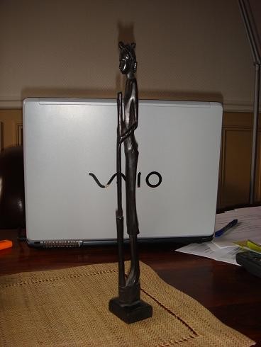 statuette ebene.JPG